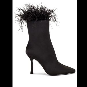 Revolve/ RAYE Avenue Feather Boot in black